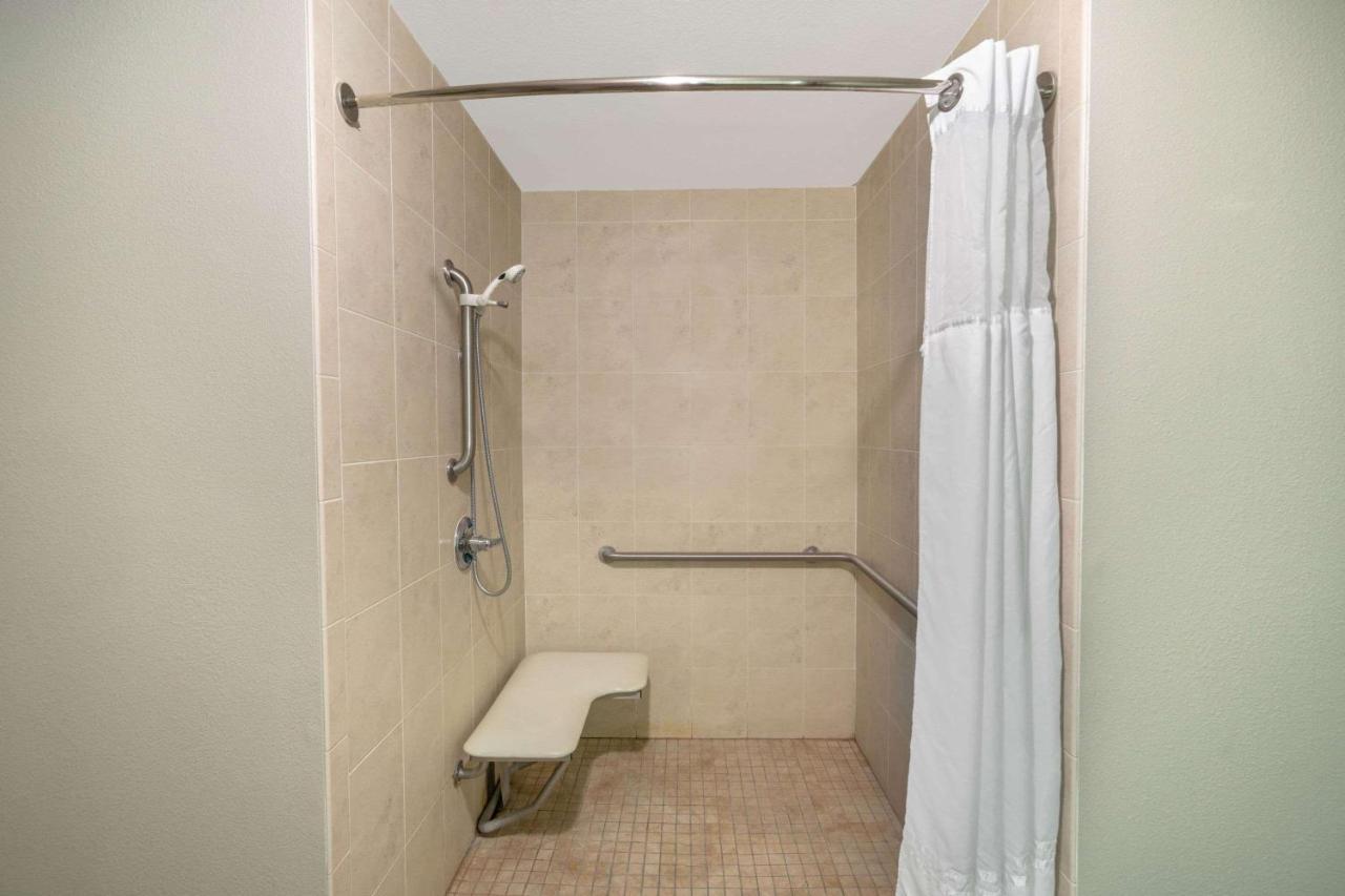 La Quinta By Wyndham Albany Airport
